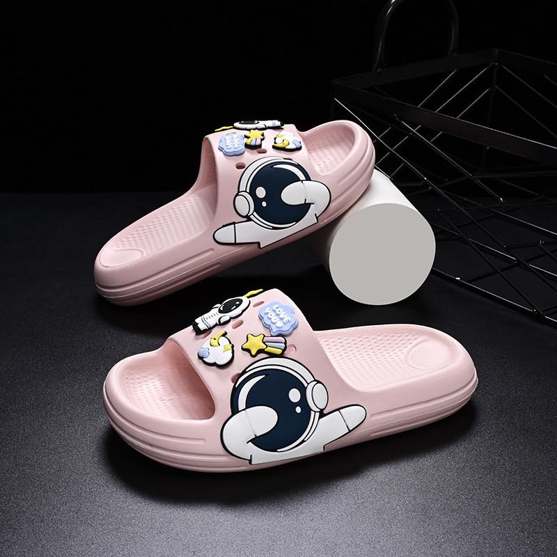 Weiche und bequeme Kinder-Sommerpantoffeln für Jungen und Mädchen, perfekt für zu Hause und den Außenbereich