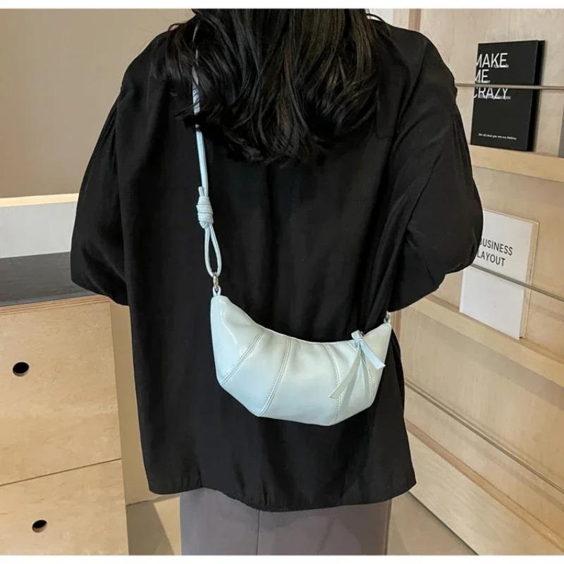 Horn Shape PU Shoulder Bags Simple Versatile Zipper Super Cool Exquisite Half Moon Women's Crossbody Bags Fashion New Style