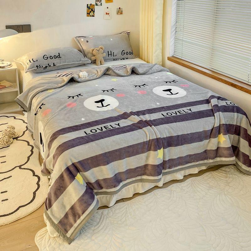 Summer Ice Silk Cool Thin Quilt Comforter Soft Air Conditioning Quilt/Duvet/Blanket Bed Duvets 150 Single Bed Quilt