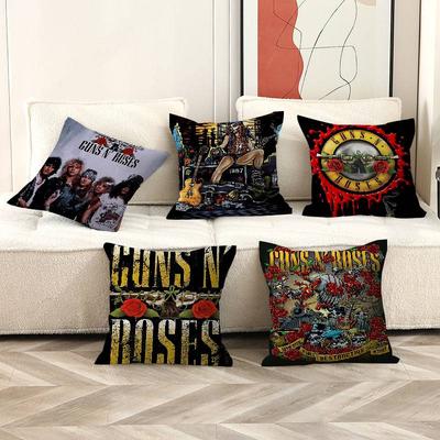 Poszewki na poduszki z motywem zespołu rockowego G-Guns N Roses, z kreskówkową grafiką, dekoracyjna, dwustronna, krótka, pluszowa, słodka poszewka na poduszkę