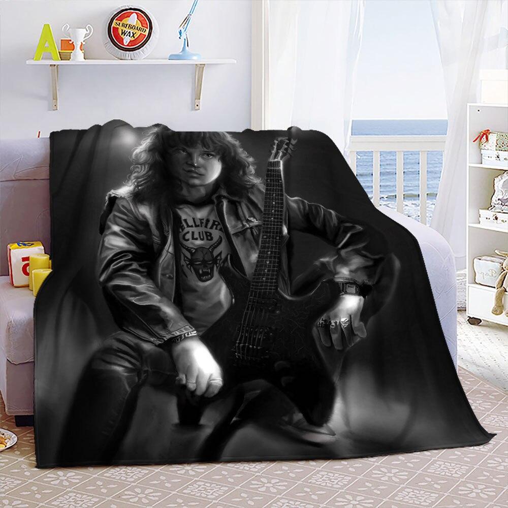 Eddie Munson Stranger Things Tragbare Warme Überwurfdecken für Bettwäsche Reise