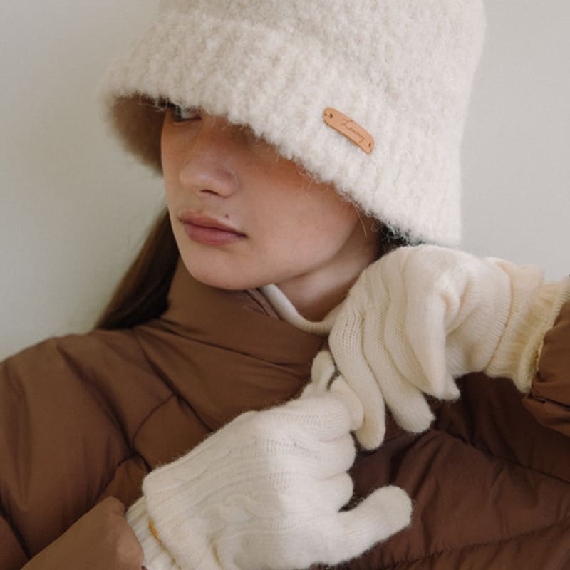 

Laminez Soft Boucle Bucket hat - Cream Free