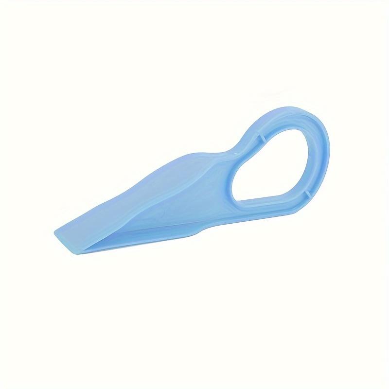 2pcs The mattress lifting tool adopts an ergonomic curved design, suitable for daily bed making and cleaning work in households.