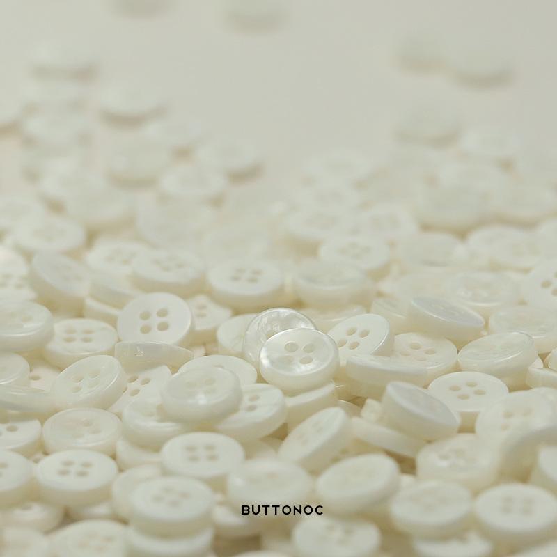 Four-Eye Imitation Shell Resin Button Knitted Cardigan Top Shirt Clothes Decorative Sleeve Collar Buttons