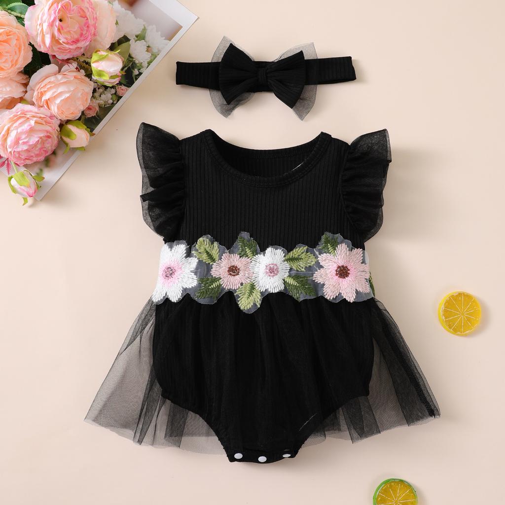 Neues Baby-Mädchen-Netzkleid Stilvoller und niedlicher Jumpsuit mit kleinen Blumen-Flatterärmeln und Haarschmuck-Set