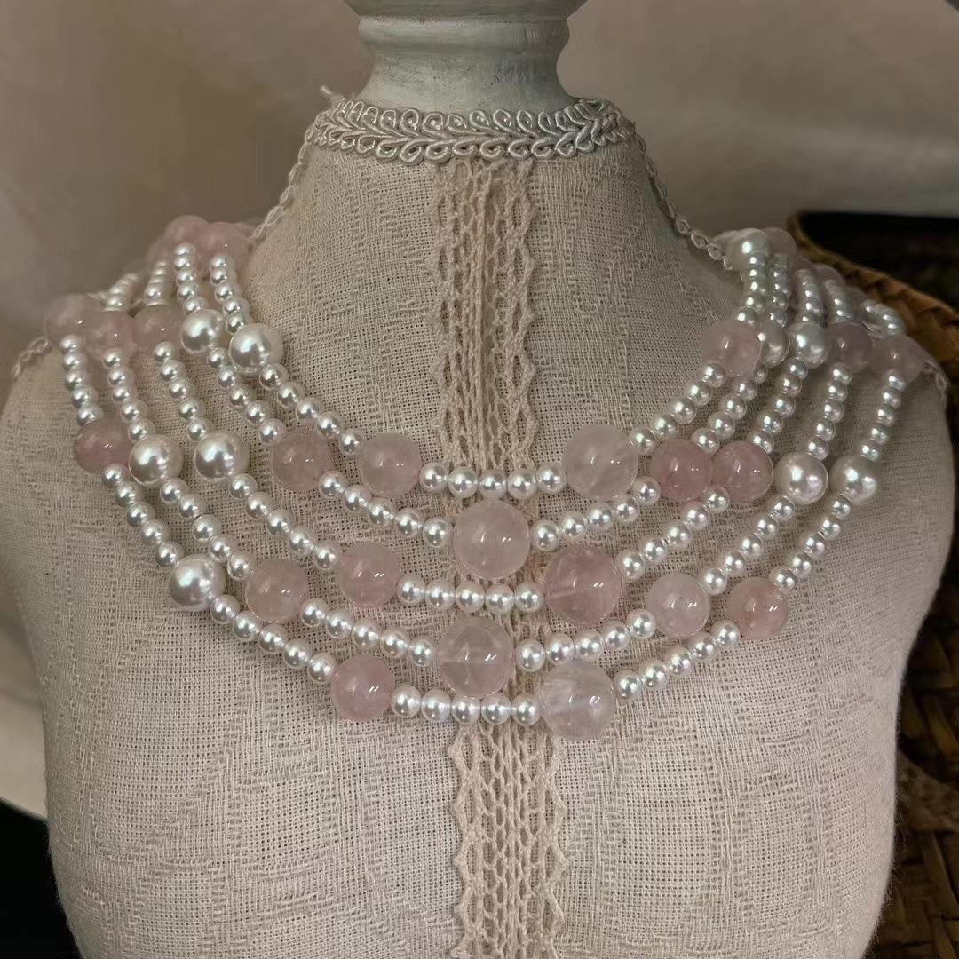 

Ancient natural pink crystal cold white Shijia pearl gypsophila collarbone chain necklace female niche design