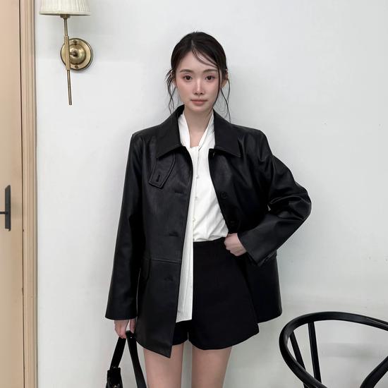 Кожаная куртка Medium CVJLG1203M S