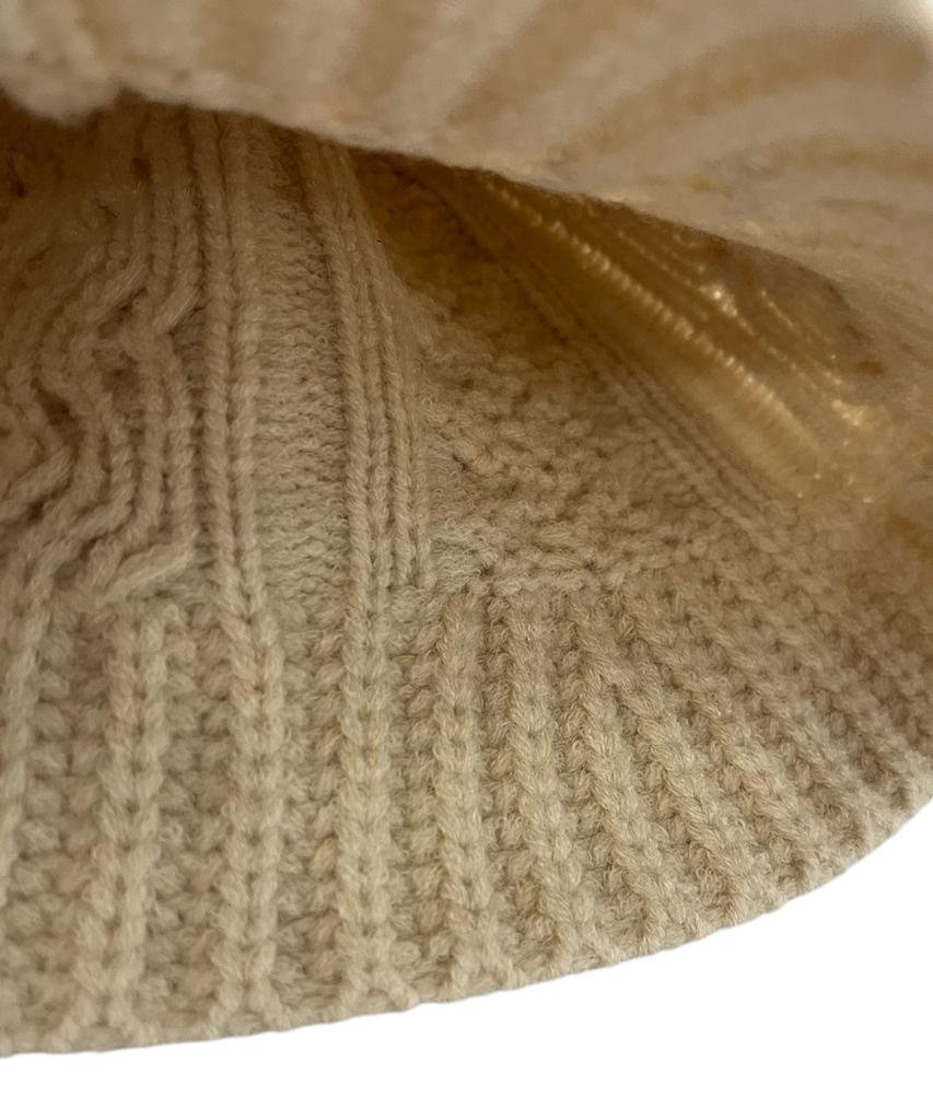 SK8ER ROCK Cable Knit Cross Bucket Hat ((Ivory))