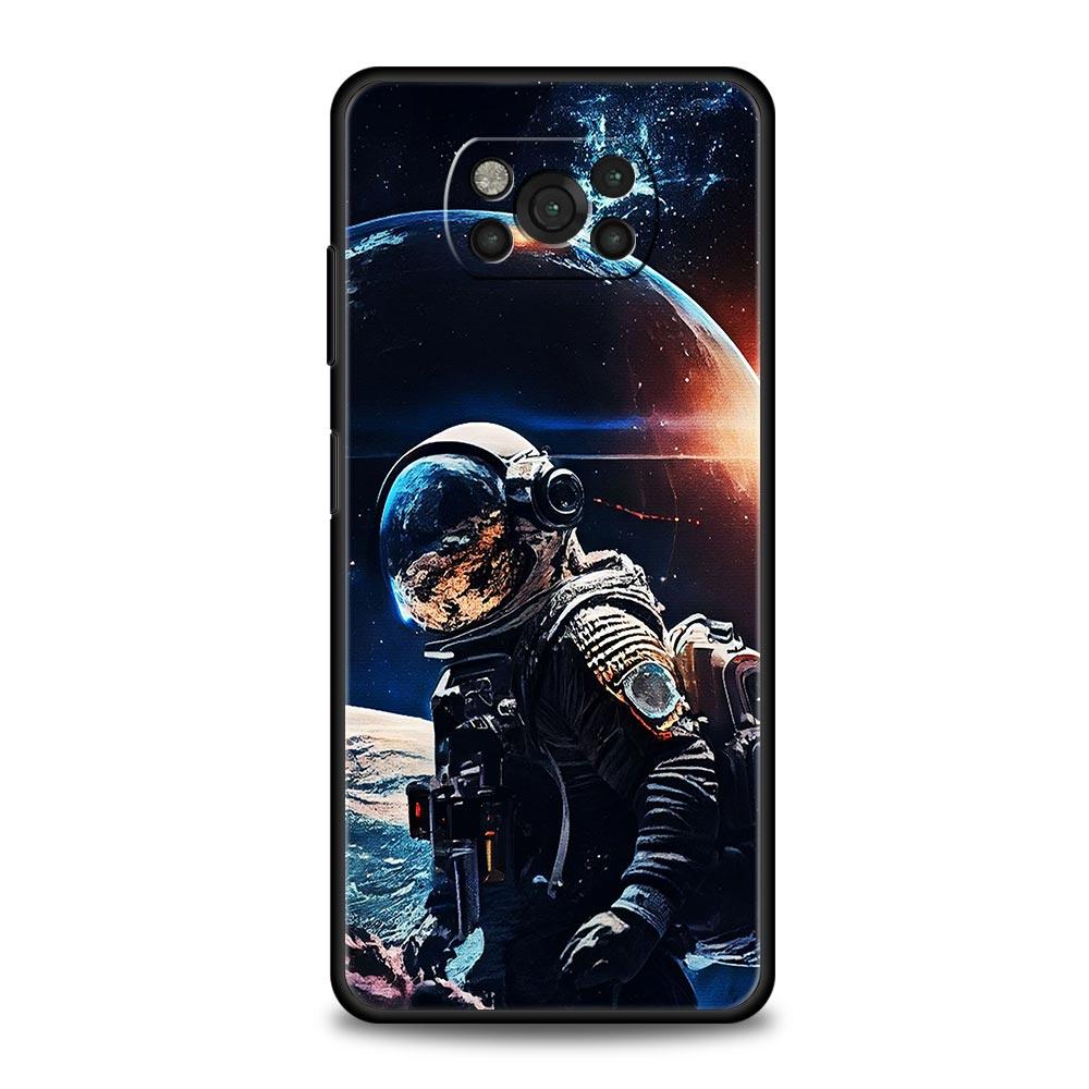 Cute Astronaut Moon Phone Case For Xiaomi Mi Poco X3 NFC M3 F4 F3 M4 X4 Pro 5G Note 10 12 Lite 11 11T 10T 13 12T Pro 9T Cover