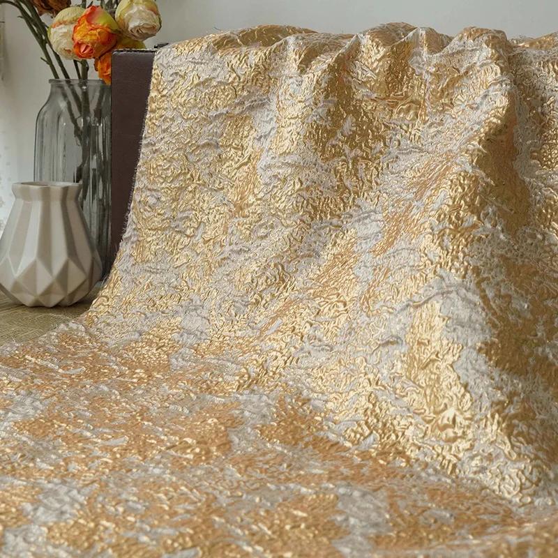 Elegant Bronsguldtråd Blommönster Jacquardtyg 3D Präglad Diy Sy Hanfu Cheongsam Klänning Väska Tyg Hemtextilier