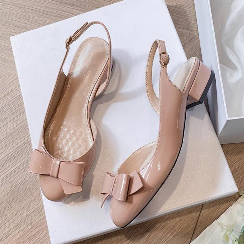 Sommer 2025 Französisch neue dicke Ferse weiches Leder Punkt Schleife mittelhohe Absätze High Heels Tasche Kopf Sandalen Damensandalen