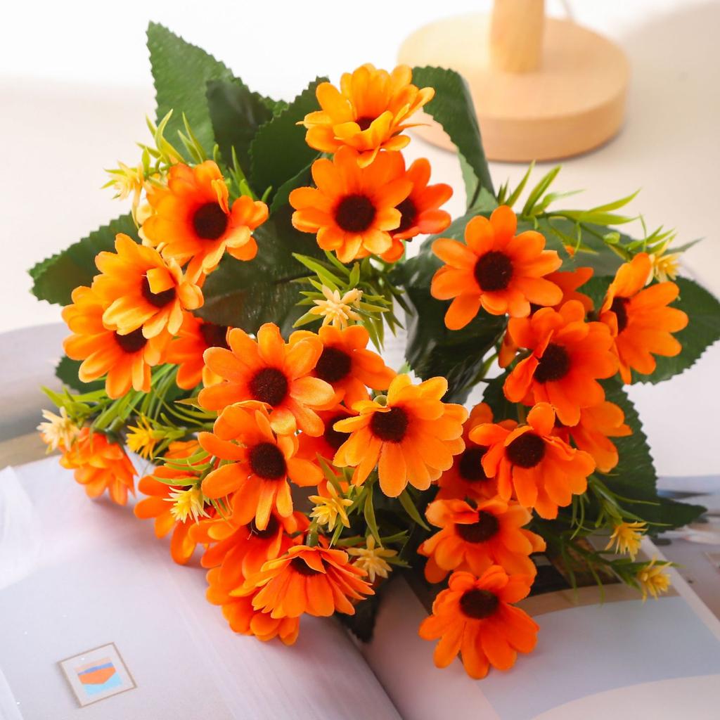 Fresh Purple Artificial Daisy Arrangement, Fake Flowers for Home Table Decor