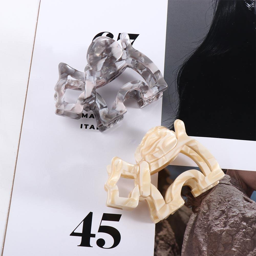 Daily Korean Style Hair Clip Animal Barrettes Women Hair Accessories Dog Hollow Hair Claw