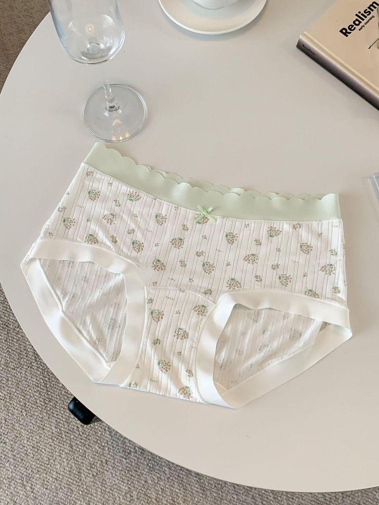 A091 Women's Colorful Candy Garden Mid-Waist Silk Briefs - Antibacterial, Breathable, Skin-Friendly.