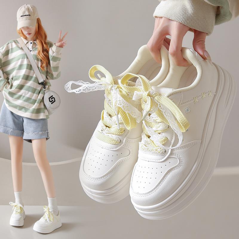 2025 autumn new macaron little white shoes women's leather surface student board shoes casual shoes increase ins tide N8002