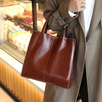 Light Luxury Retro Leather Women's Bag Autumn and Winter New Top Layer Vegetable Tanned Leather Large Capacity Tote Bag Women's Shoulder Bag