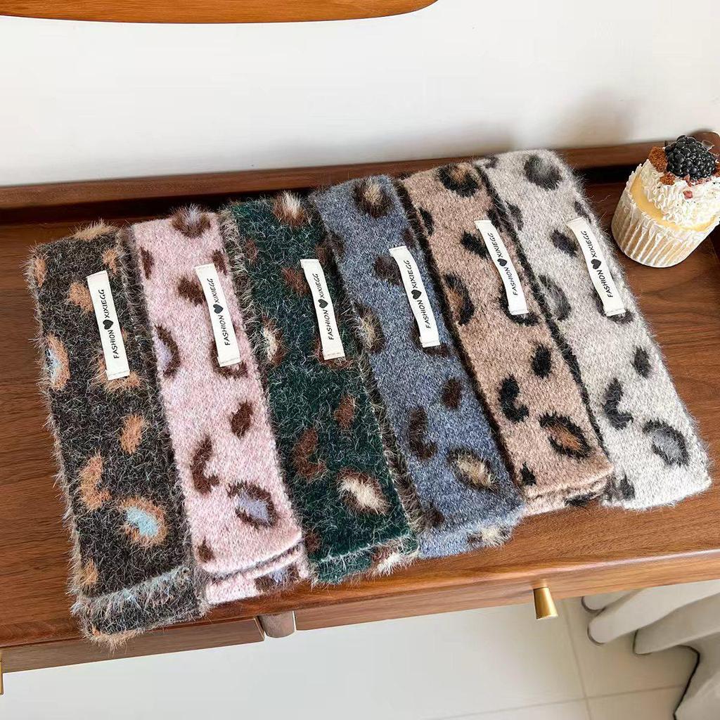 Spicy Korean Style Luxury Wool-Blend Leopard Print Scarf for Women, Autumn/Winter