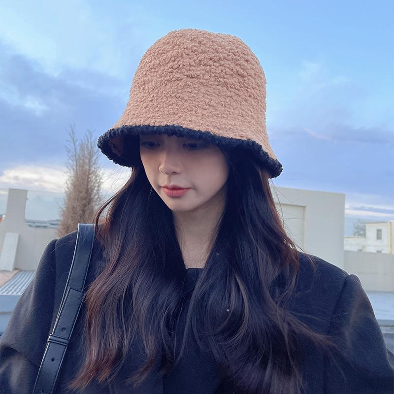 Japanese style Color blocked Bucket Hat Versatile Lambskin Knitted Fisherman Hat Small Warm Basin Hat That Shows Off Your Face Without Makeup
