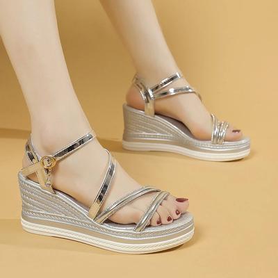 Damenschuhe 2024 Neue Plateau-Damen-Sandalen Sommerkleid-Sandalen Damen Schmaler Riemen Schnalle Riemen Offene Zehen Keilschuhe Weiblich