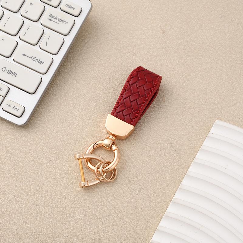 Luxury PU Leather Anti-Lost Motorcycle Car Keychain Pendant