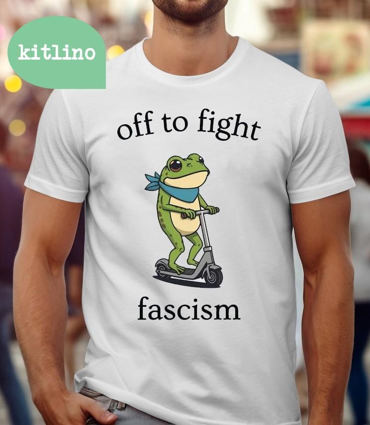 Вперед, на борьбу с фашизмом! Портлендская лягушачья акция протеста Лягушка на самокате Унисекс футболка XL
