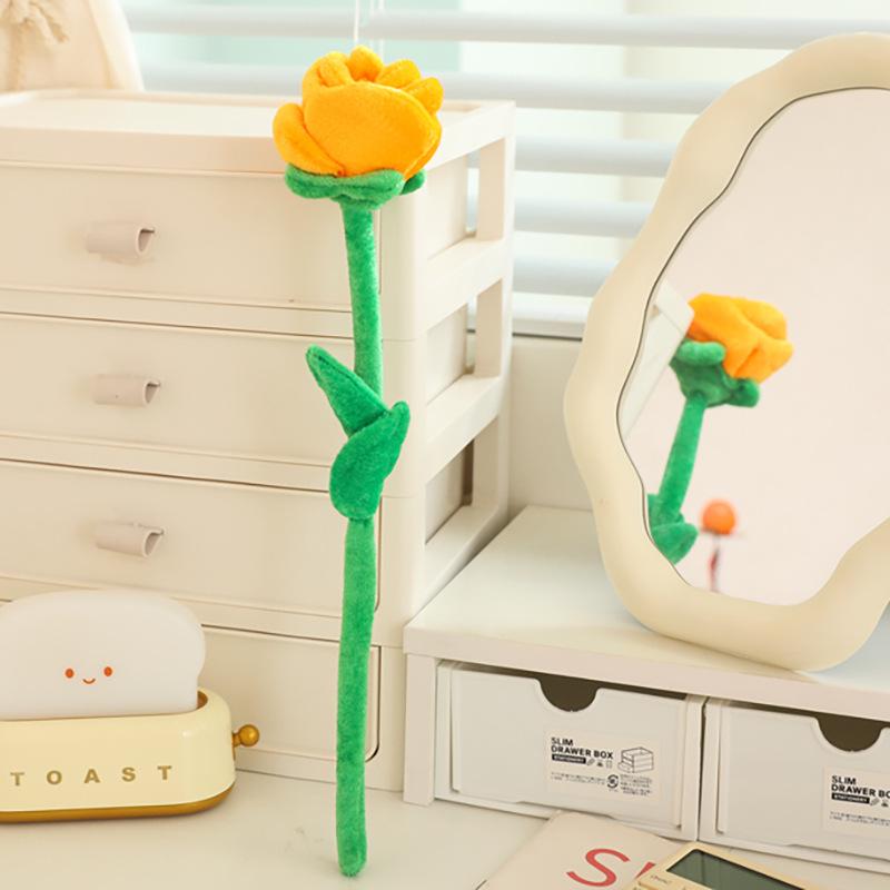 Yilu Shenghua Rose Plush Fabric Bouquet: Simulated Flower Arrangement Prop & Curtain Tieback, Ideal for Wedding Gifts.