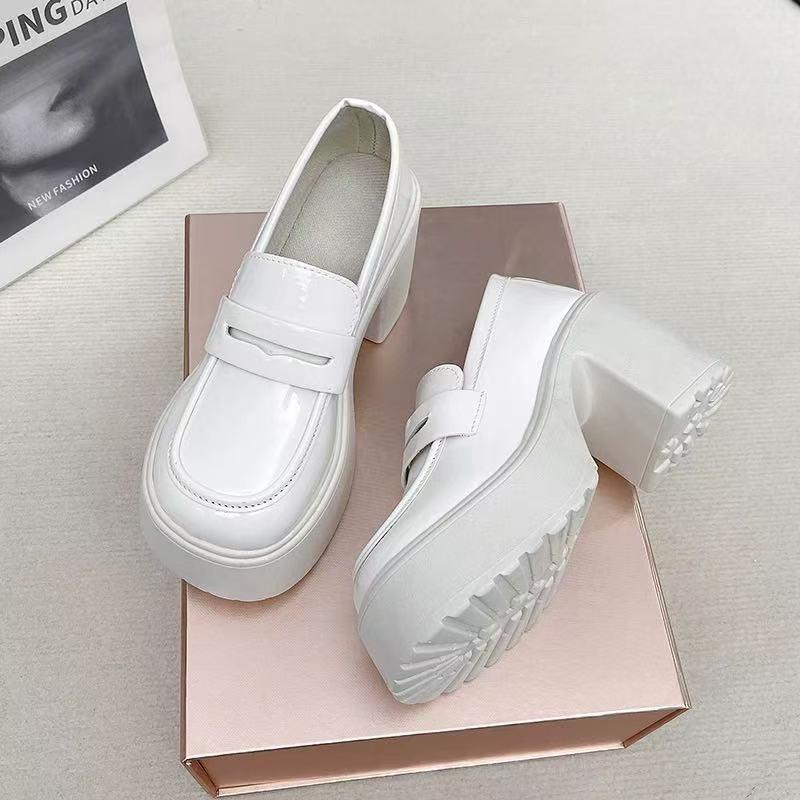 

Модные туфли на высоком каблуке Весна Новые с круглым носком Глубокий вырез Наборная стопа Водонепроницаемая платформа Нескользящая Износостойкая Обувь 40 грязно-белый