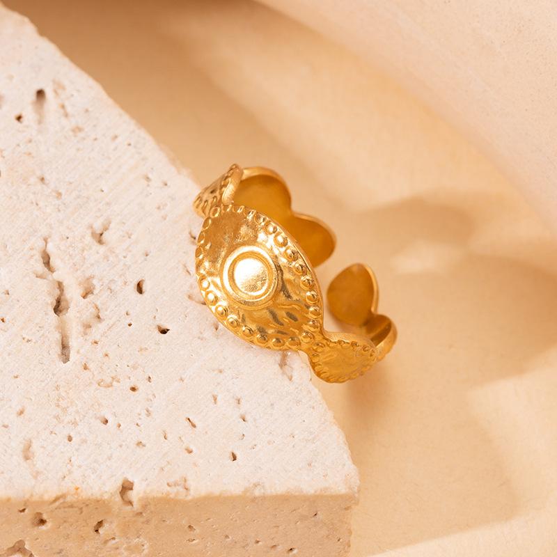 Modischer Nischen-Titanstahl-High-End-Metallring für Damen, nicht verblassend, mit übertriebenem Design und verstellbarer Öffnung für Accessoires