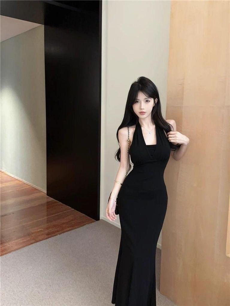 Socialite Pure Desire Backless Halter Summer Long Dress - Slim Fit, Chic & Exquisite