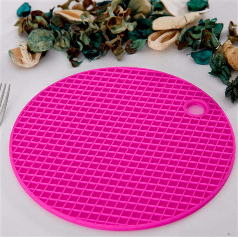 

1 шт. креативная водонепроницаемая подставка под стакан цвета конфет, многофункциональная изоляционная подкладка из силикона M