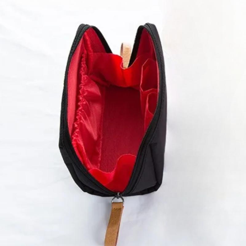 

2025 Женская косметичка однотонная в минималистичном стиле, сумка для макияжа, косметичка для туалетных принадлежностей, водонепроницаемый органайзер для макияжа, чехол 15cm x 10cm x 7cm