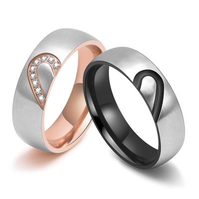 Anillos de Pareja en Forma de Corazón con Circonita Cúbica Acero de Titanio Cepillado Joyería a Juego de Amor Alianzas de Boda para Él y Ella