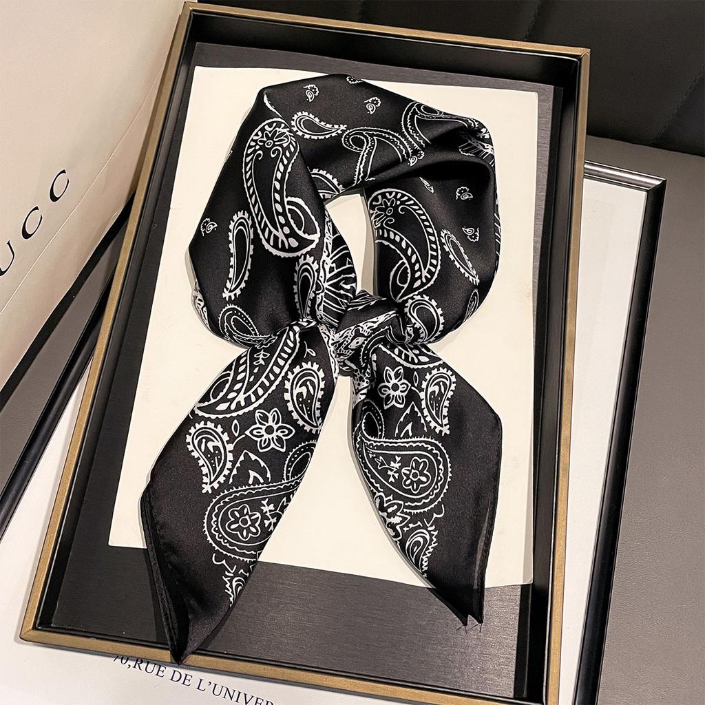 Luxury Square Scarf For Women Elegant Ladies Hijab Retro Print Neckerchief Bandanas Summer Soft Stain Faux Silk Scarves Shawl