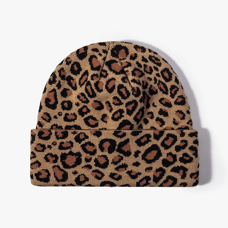 Winter outdoor knitted hat European and American fashion jacquard men's and women's brimless warm leopard print cold hat thickened ear protector wool
