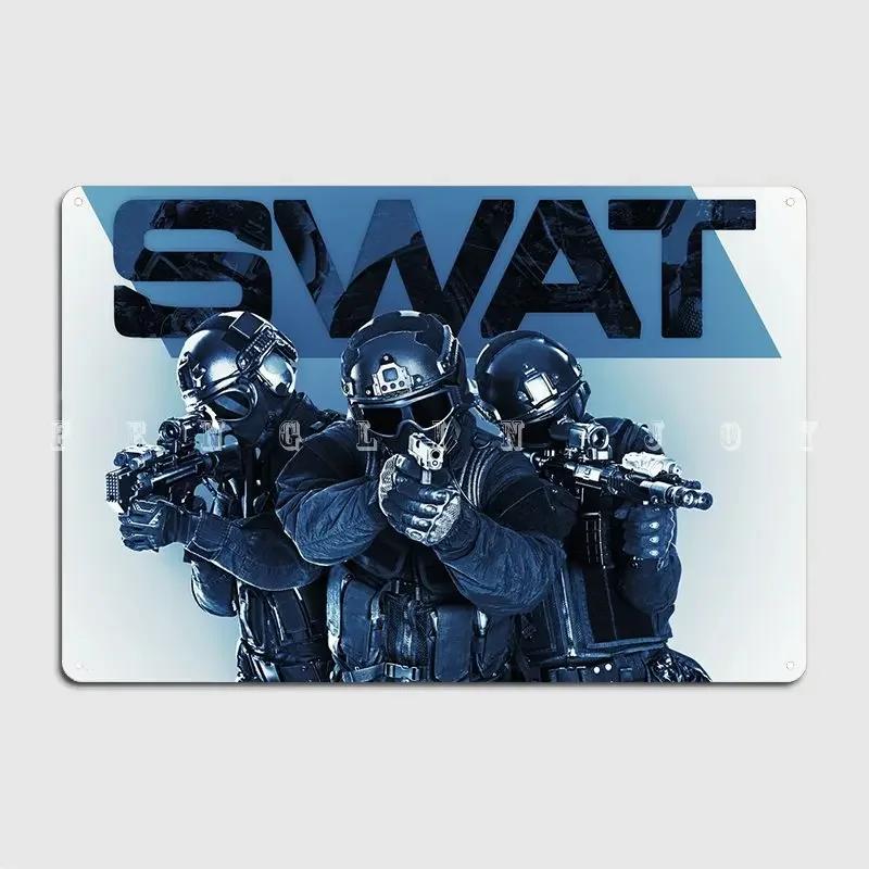 

DORA Металлическая табличка Студийный снимок Полиции SWAT Металлическая табличка Постер Стена Пещера Паб Гараж Декор Настенная роспись Металлическая табличка Постер 20x30cm（7.8x11.8inch）