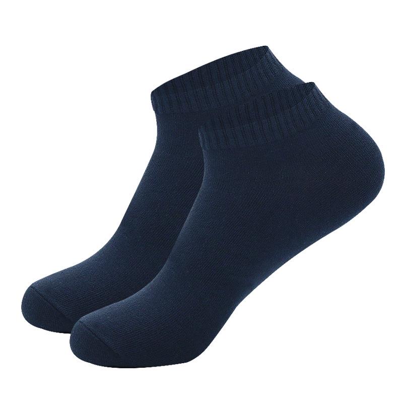 Men's Plus Size Odor-Resistant Cotton Ankle Socks, Sizes 44-47, Solid Colors, Sweat-Absorbent, No-Show, Spring/Autumn, European/American Style