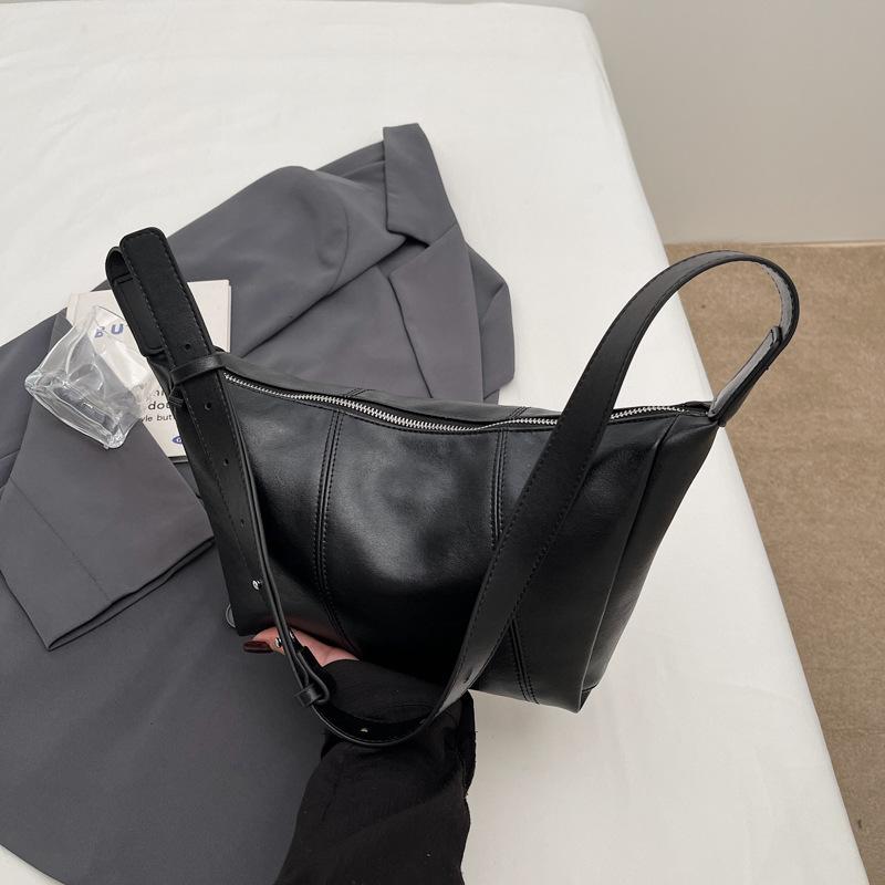 Crossbody Bag Women's Bag Texture Shoulder Bag New Temperament Casual Bag Casual Bag Dumpling Bag