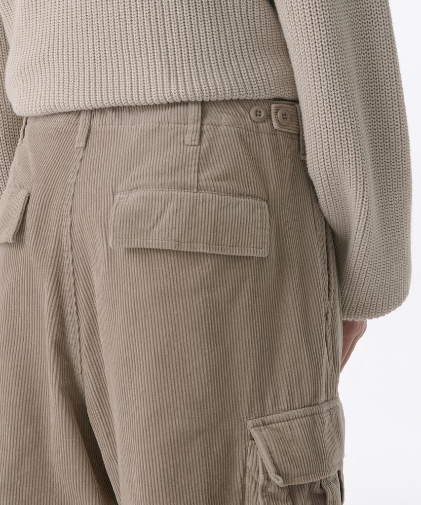 MUSINSA STANDARD Corduroy Parachute Cargo Pants [Light Beige]