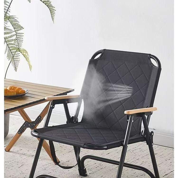 Premium tragbarer Outdoor-Klappstuhl mit zusätzlichem Komfort - Bereit für Camping & Picknick