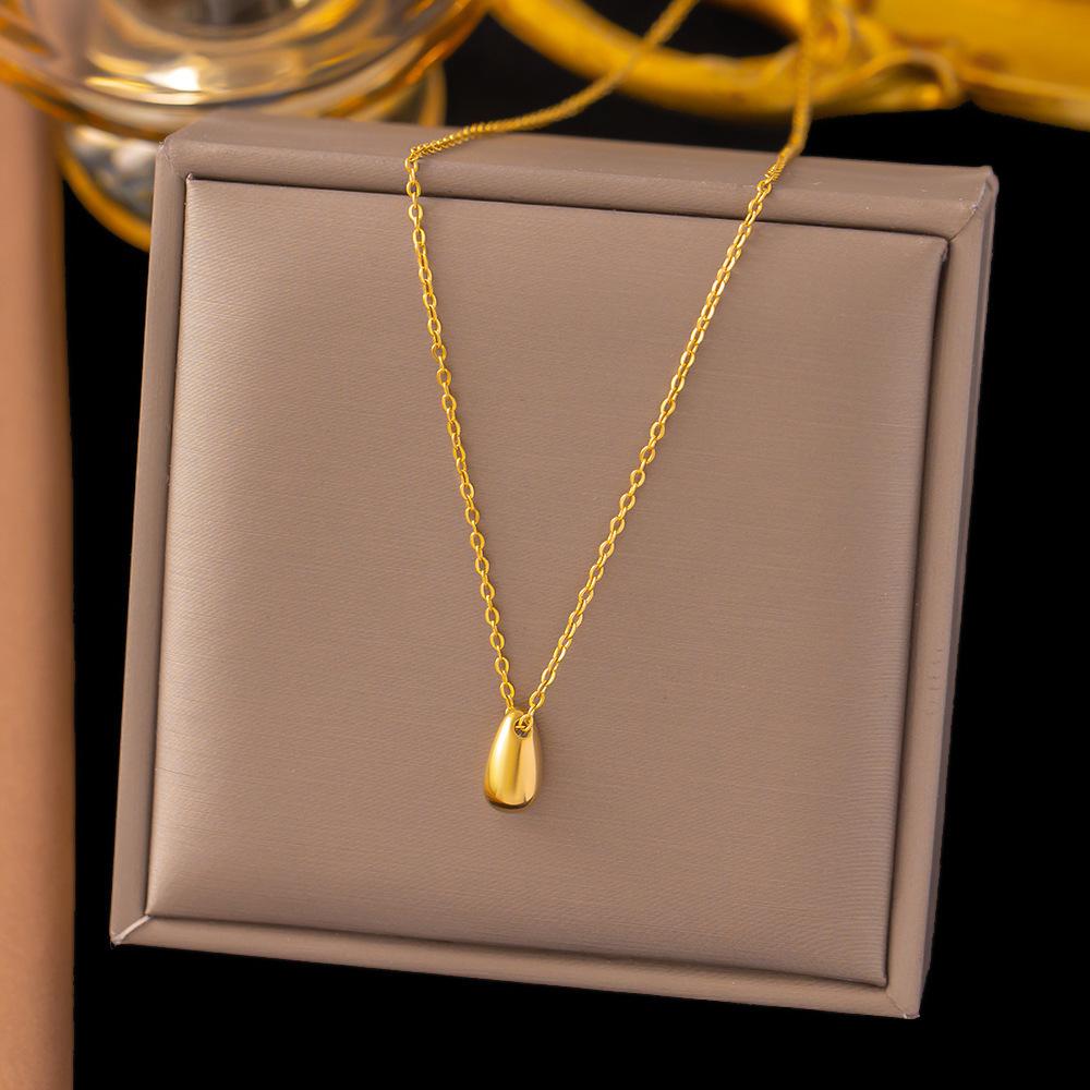 French Titanium Steel Heart Choker Necklace And Bracelet Set Sweet Peach Heart Tassel Design Women Jewelry
