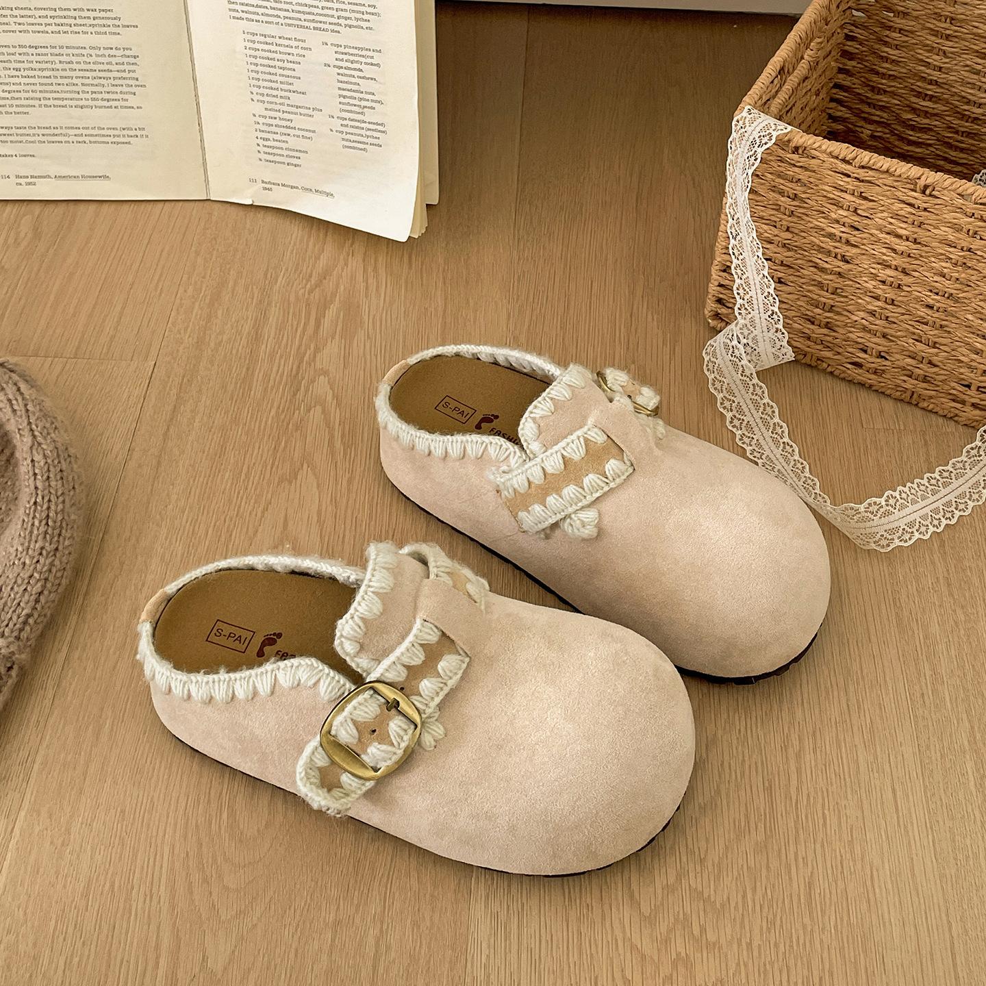 

Retro brown thick-soled bag head slippers for women s outerwear 2025 new autumn skirt versatile Birkenstock half slippers 35 бежевый