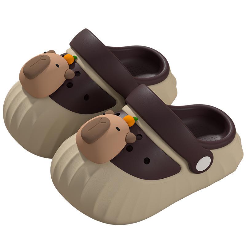 Capybara children's summer cartoon sandals for boys and girls, cute baby non-slip soft-soled closed-toe beach clogs