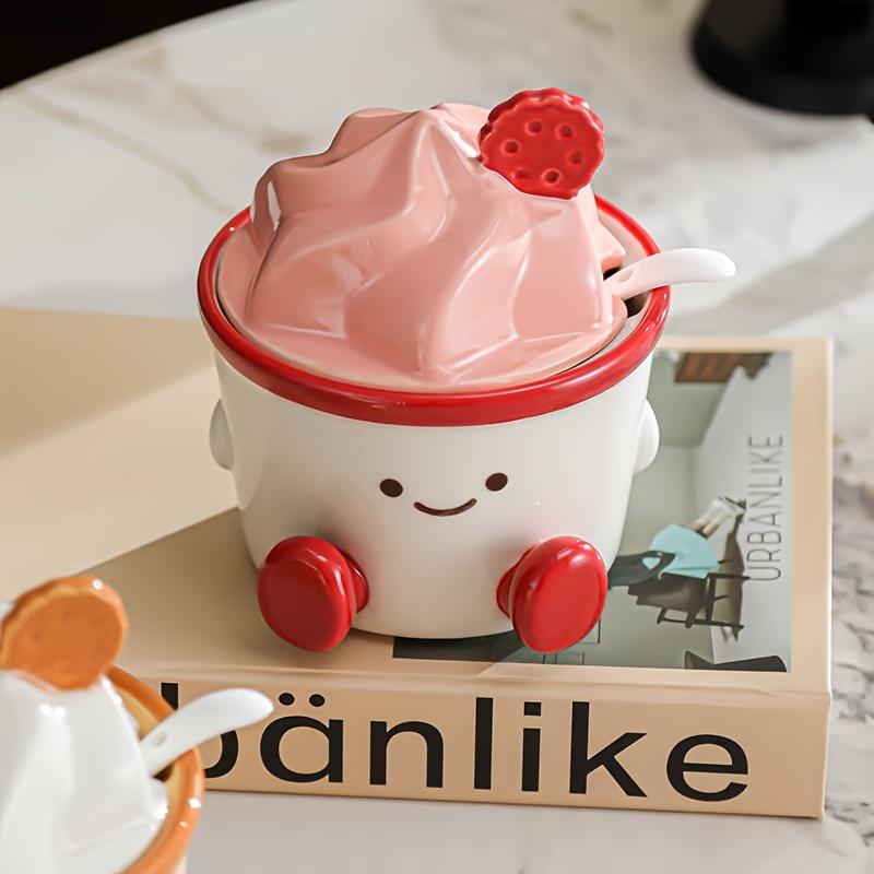 Single Pack Cute Cake Shaped Ceramic Seasoning Jar, High-Value Seasoning and Spice Tool, Salt and Pepper Shaker, Table Decorations,Single 235ml/7.95oz