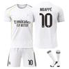 Set Tricouri Fotbal Real Madrid Mbappe Ediție Albă pentru Fani