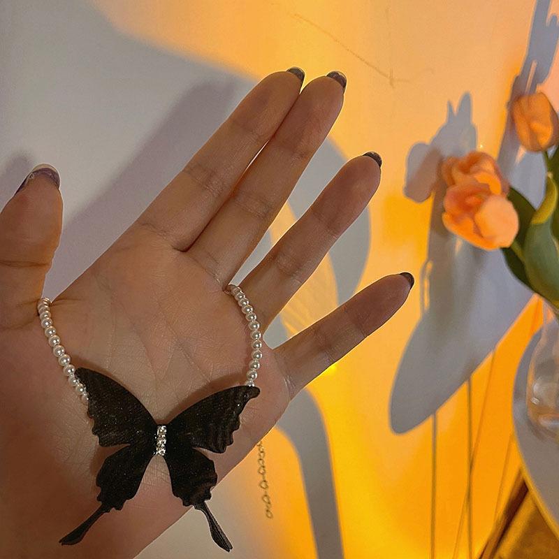 Butterfly Pearl Necklace, Short and Unique Collarbone Chain Collar, Simple and Elegant Necklace