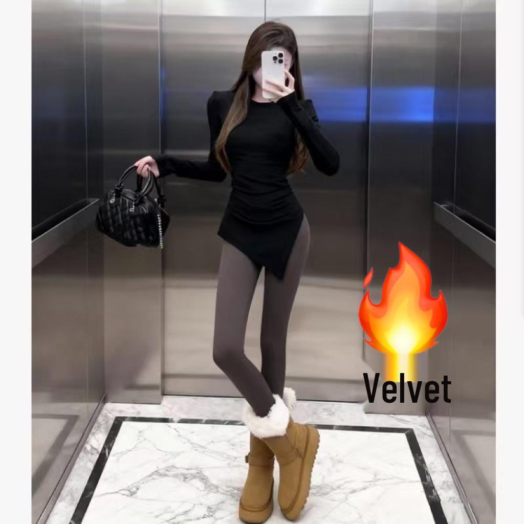 

In Stock: 2025 Spring/Autumn Irregular Long Sleeve Slim-Fit Fleece Base Layer Top Large