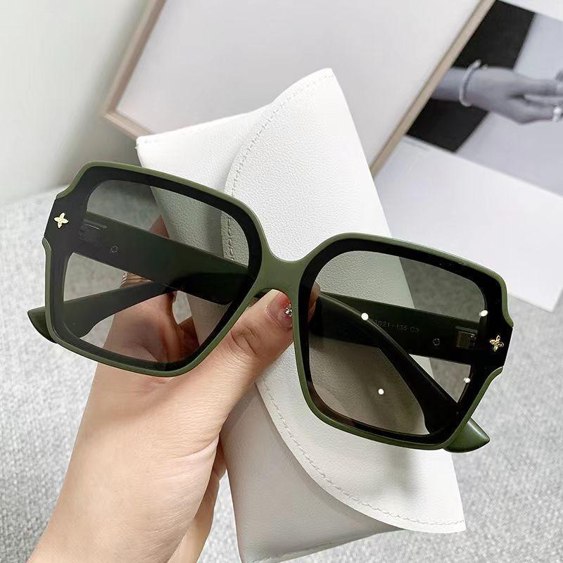 Trendy Large Frame Sun Glasses For Women Pc Material Uv380 Fashion Party And Outing Eyewear