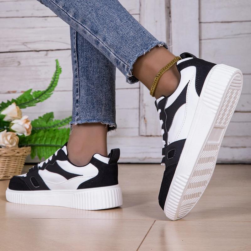 Women Shoes Skateboarding Shoes Men Fashion Sneakers Lightweight White Black Sports Running Outdoor Casual Shoes