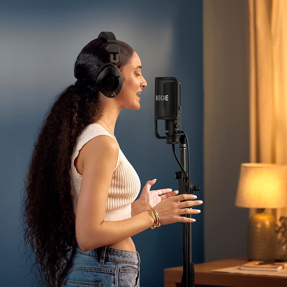 Rode NT-USB+ USB Microphone with Cardioid Pickup Pattern and Headphone Output