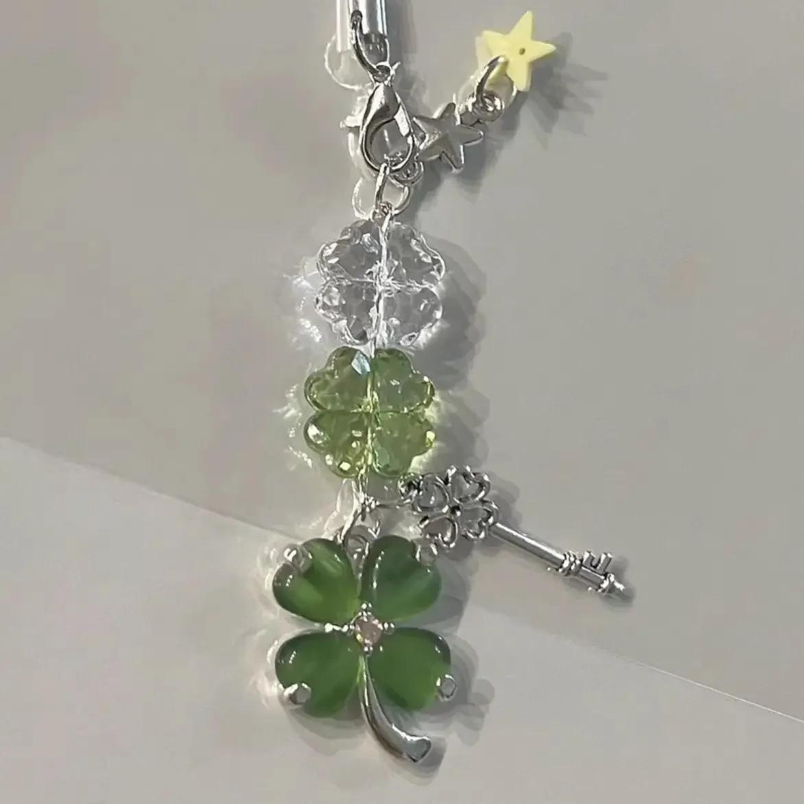 

New Colorful Lucky Leaf Phone Charms Pendant Cute Kawaii Bling Schoolbag Key Chain Accessories For iPhone 13 Airpods Ins Korea